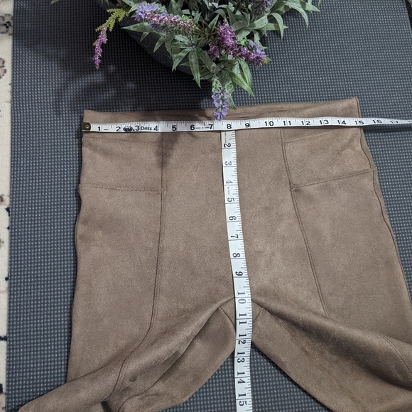 SPANX Faux Suede Leggings - Picture 5 of 8